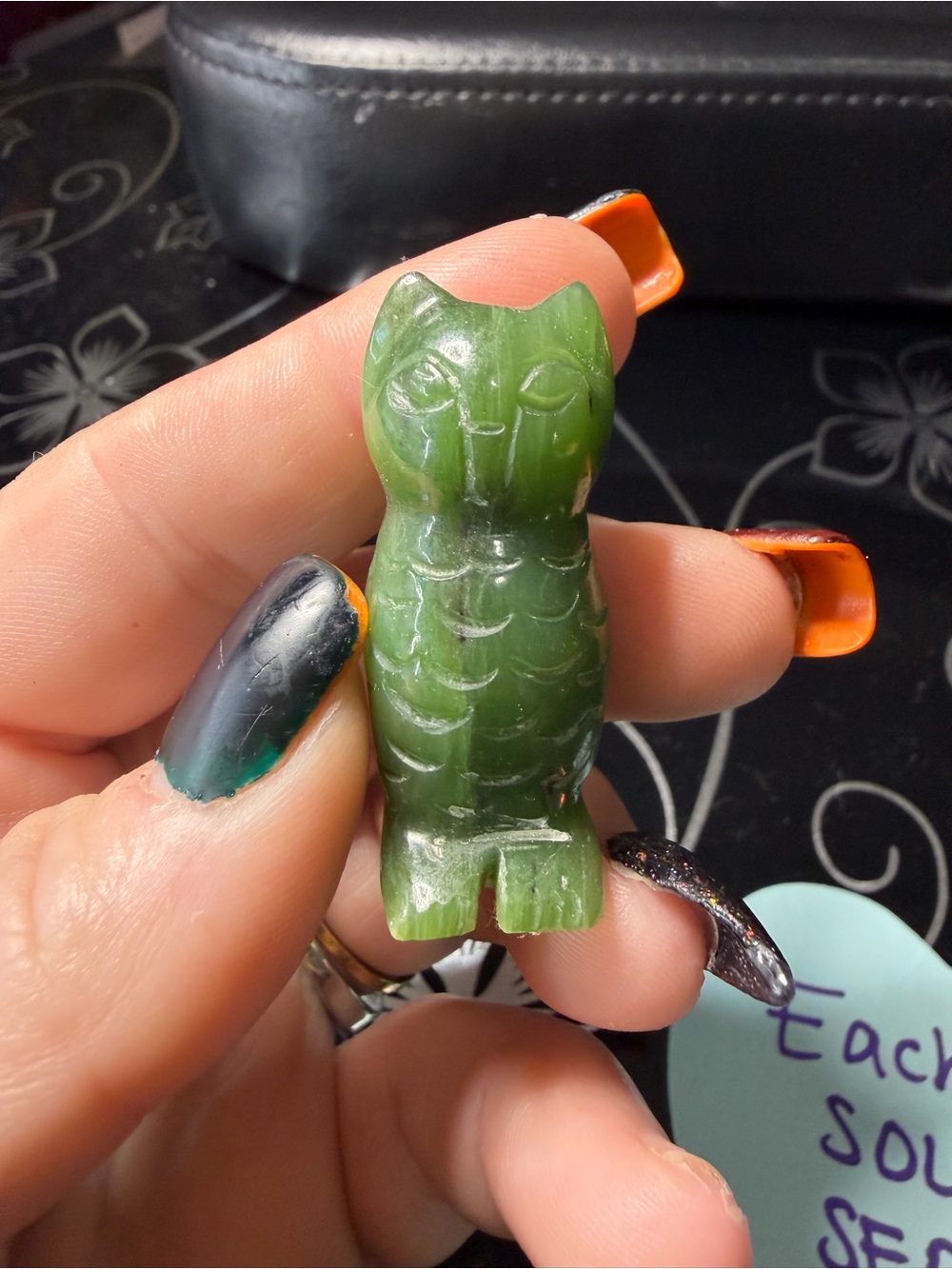 Green nephrite Jade- owl Figurine for  collectors NEW